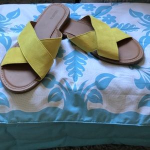 Women’s Forever 21 sandals